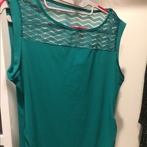 Team sleeveless blouse